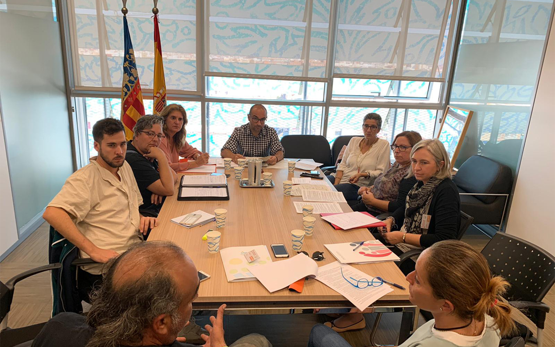 FANUCOVA se reúne junto a sus Asociaciones con la Generalitat para buscar soluciones a los retrasos en los títulos de familia numerosa